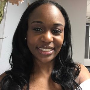 Meet your Posher, Ebony